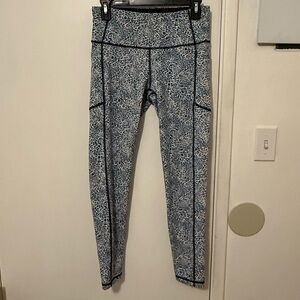 Victoria's Secret Blue and White Patterned Leggings